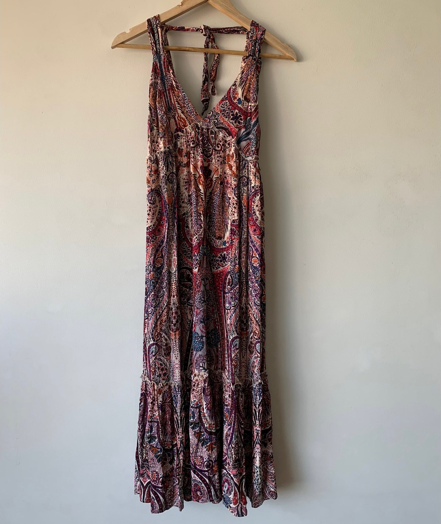 Vestido largo BASEMENT
