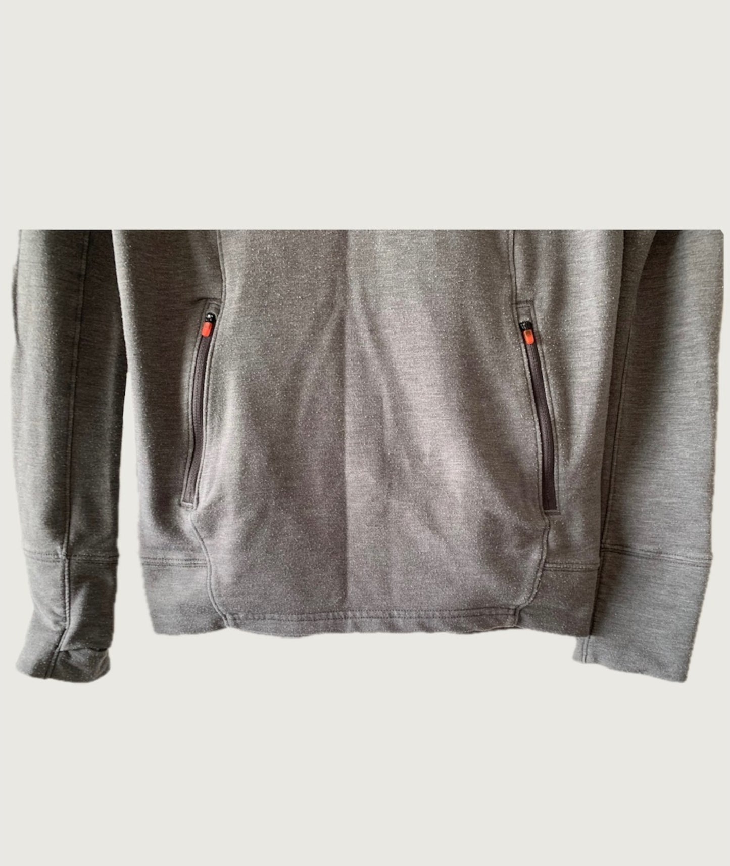 Polera deportiva UNDER ARMOUR