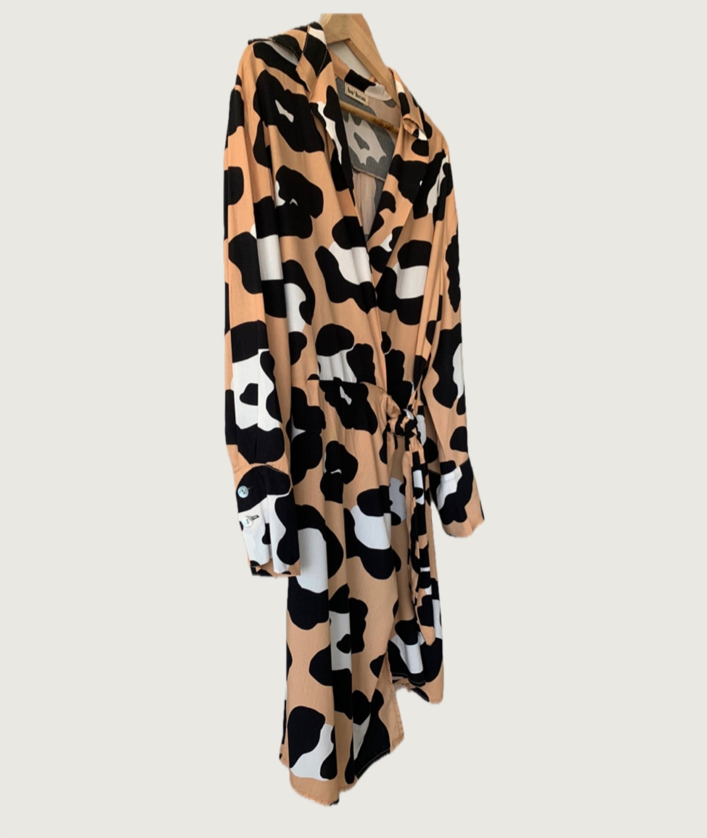 Vestido camisero envolvente