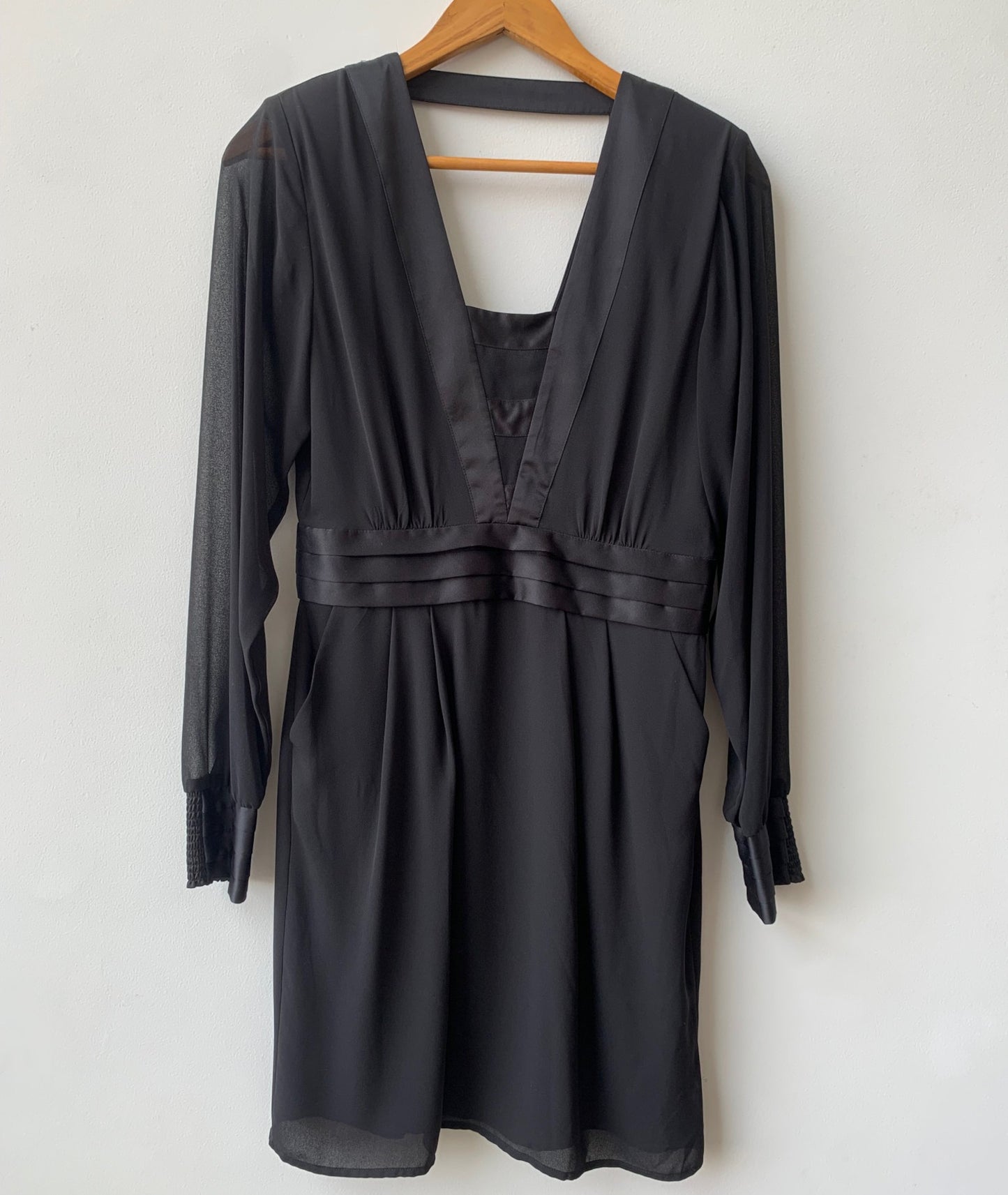 Vestido de gasa WAREHOUSE