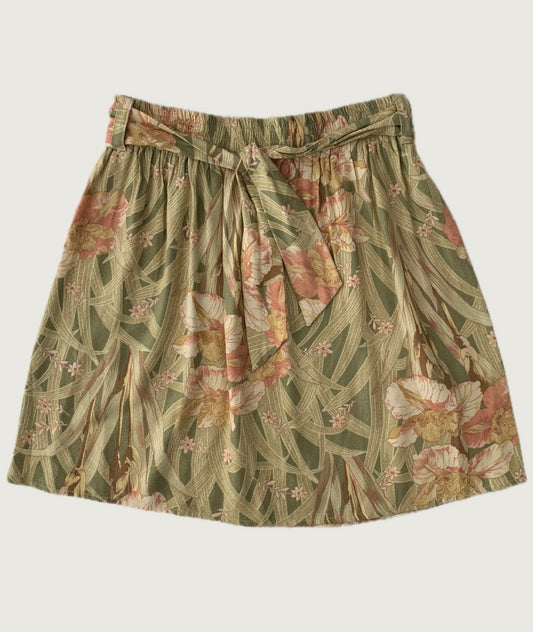 Falda floral con lazo