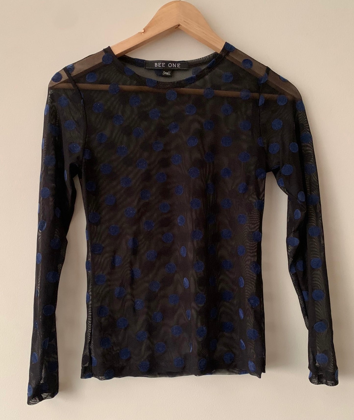 Blusa tul con detalles de terciopelo