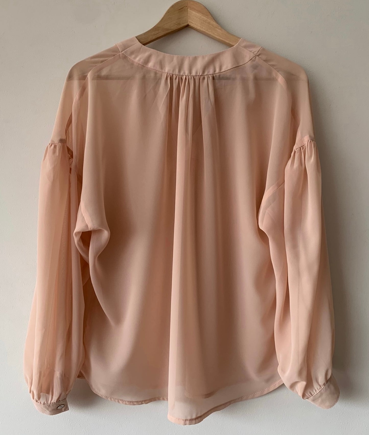 Blusa de gasa con lazo