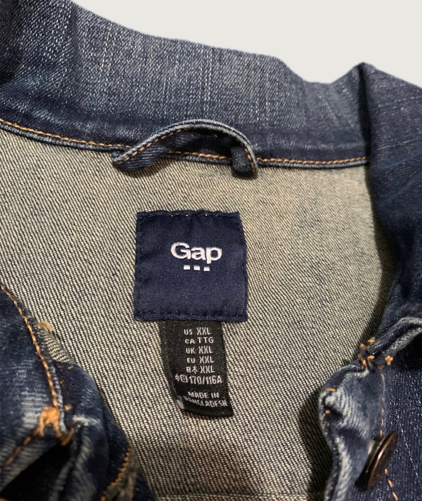 Casaca jean plus size GAP