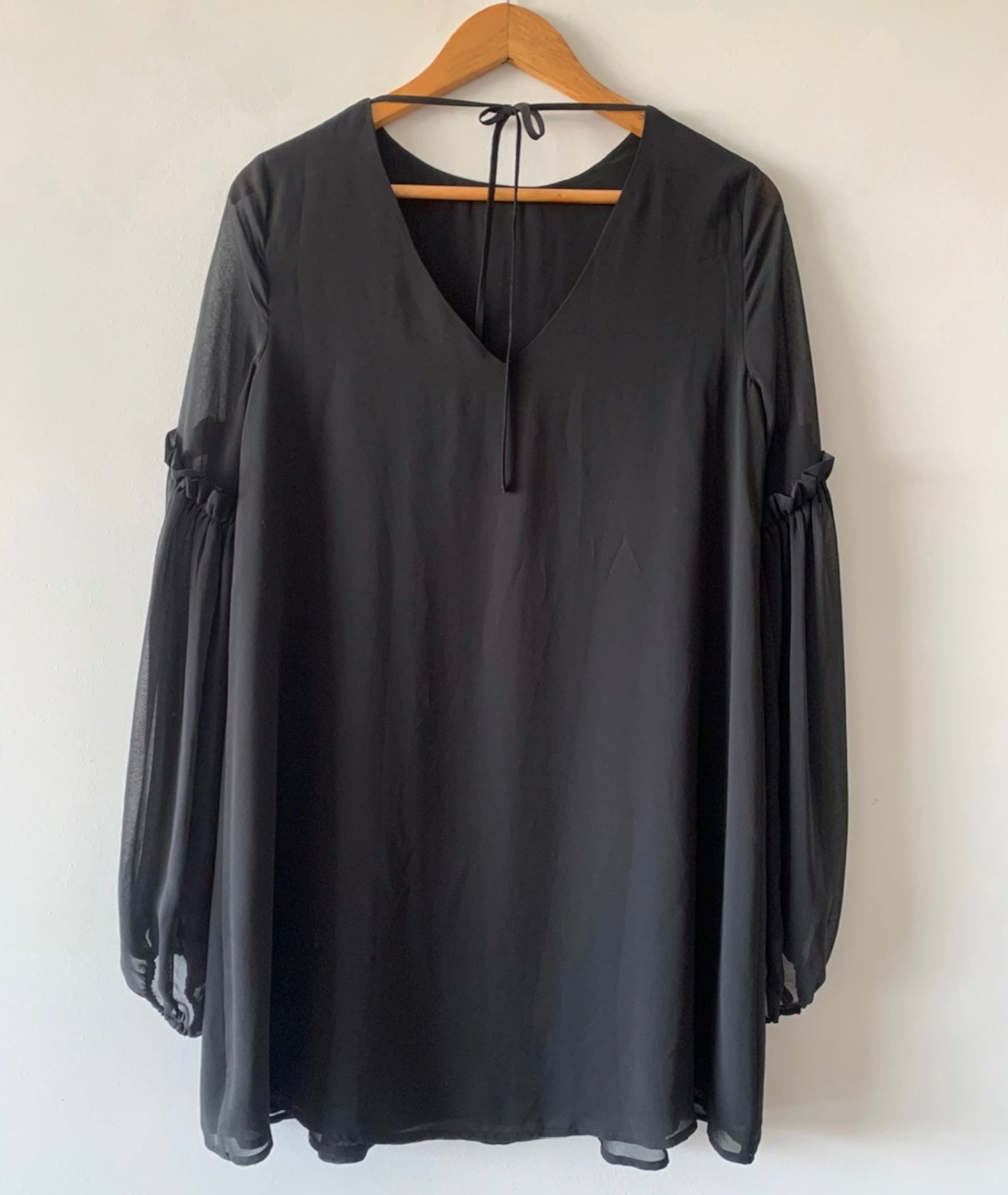 Vestido corto MANGO